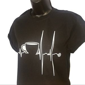 Graphic Coffee Heartbeat Short Sleeve Tee size M